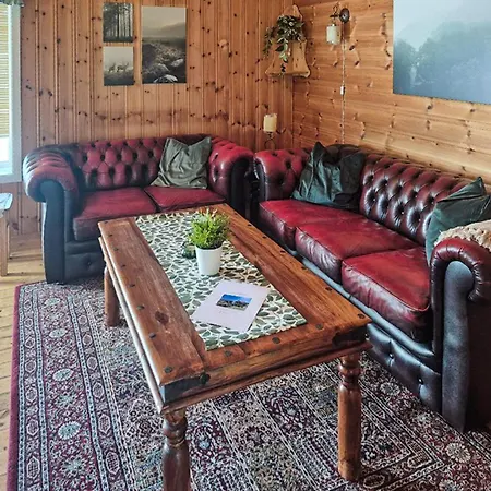 2 Bedroom Beautiful In Frosta