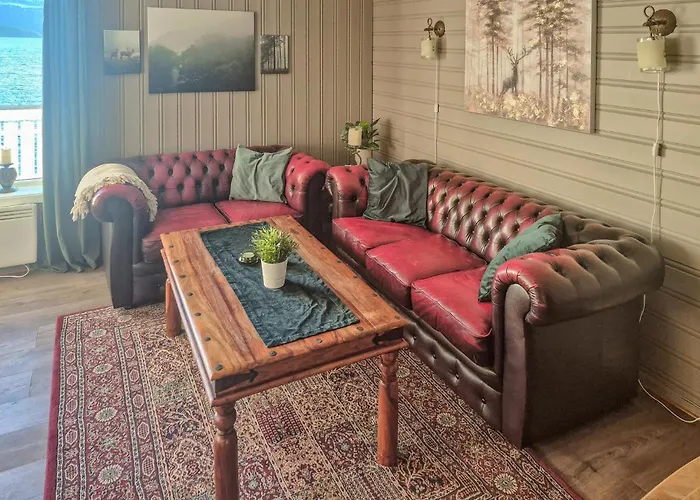 2 Bedroom Beautiful In Frosta Feriehus Rota